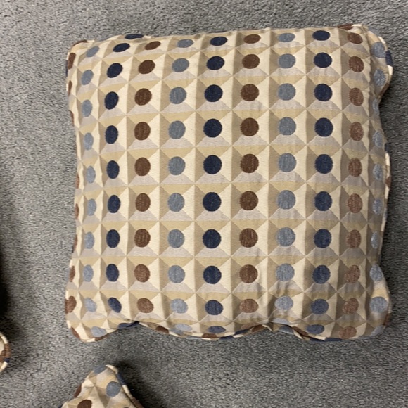 Like New Custom Made Throw Pillows - Picture 2 of 5